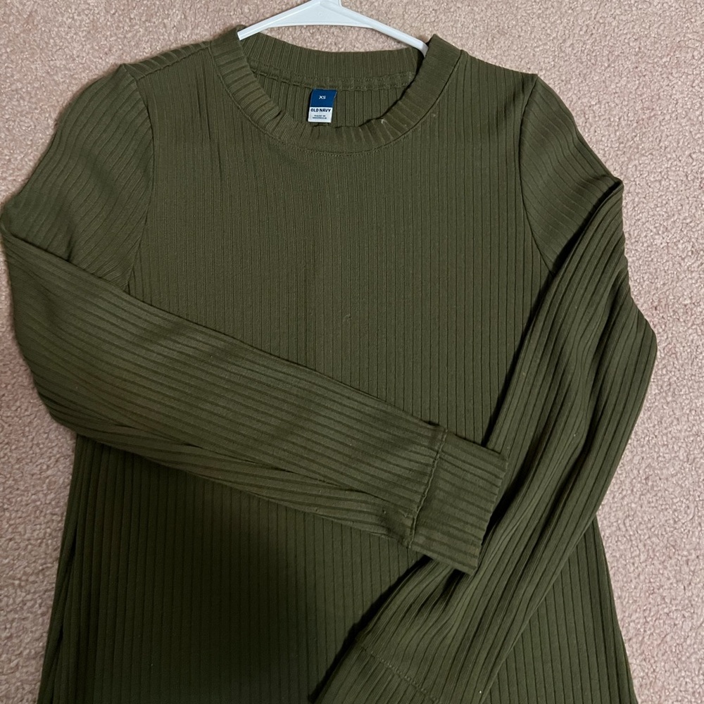 Green ribbed dress